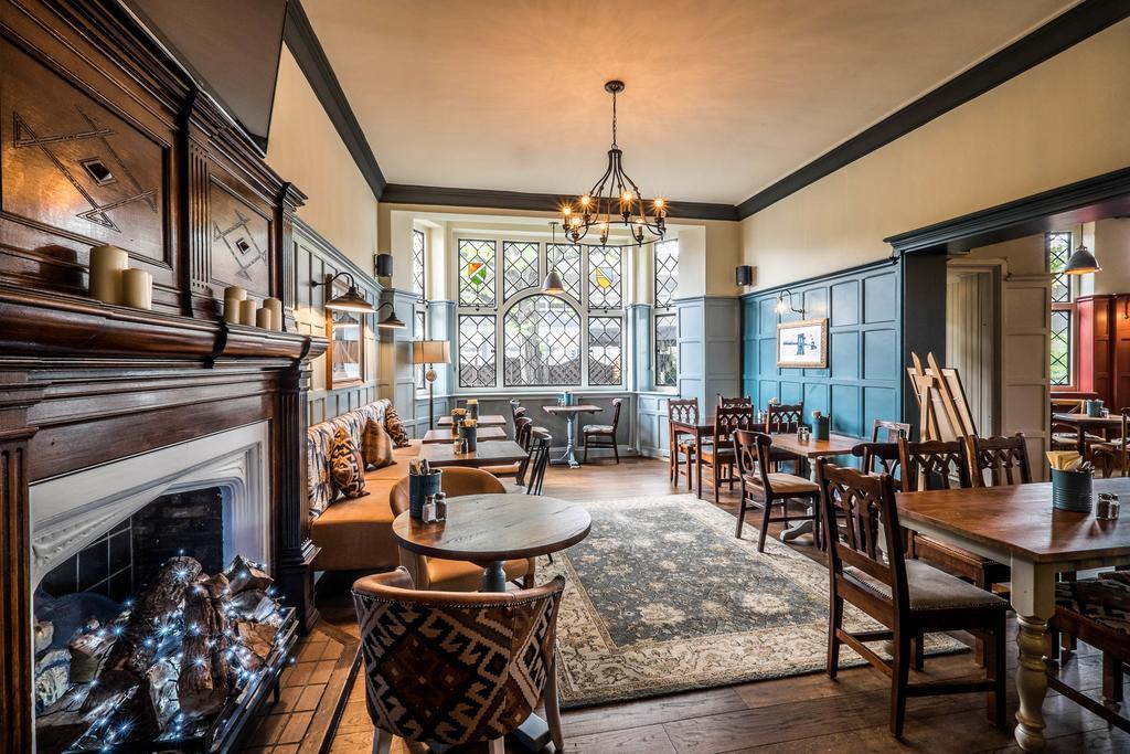 Bridge Hotel Greenford  Eksteriør billede